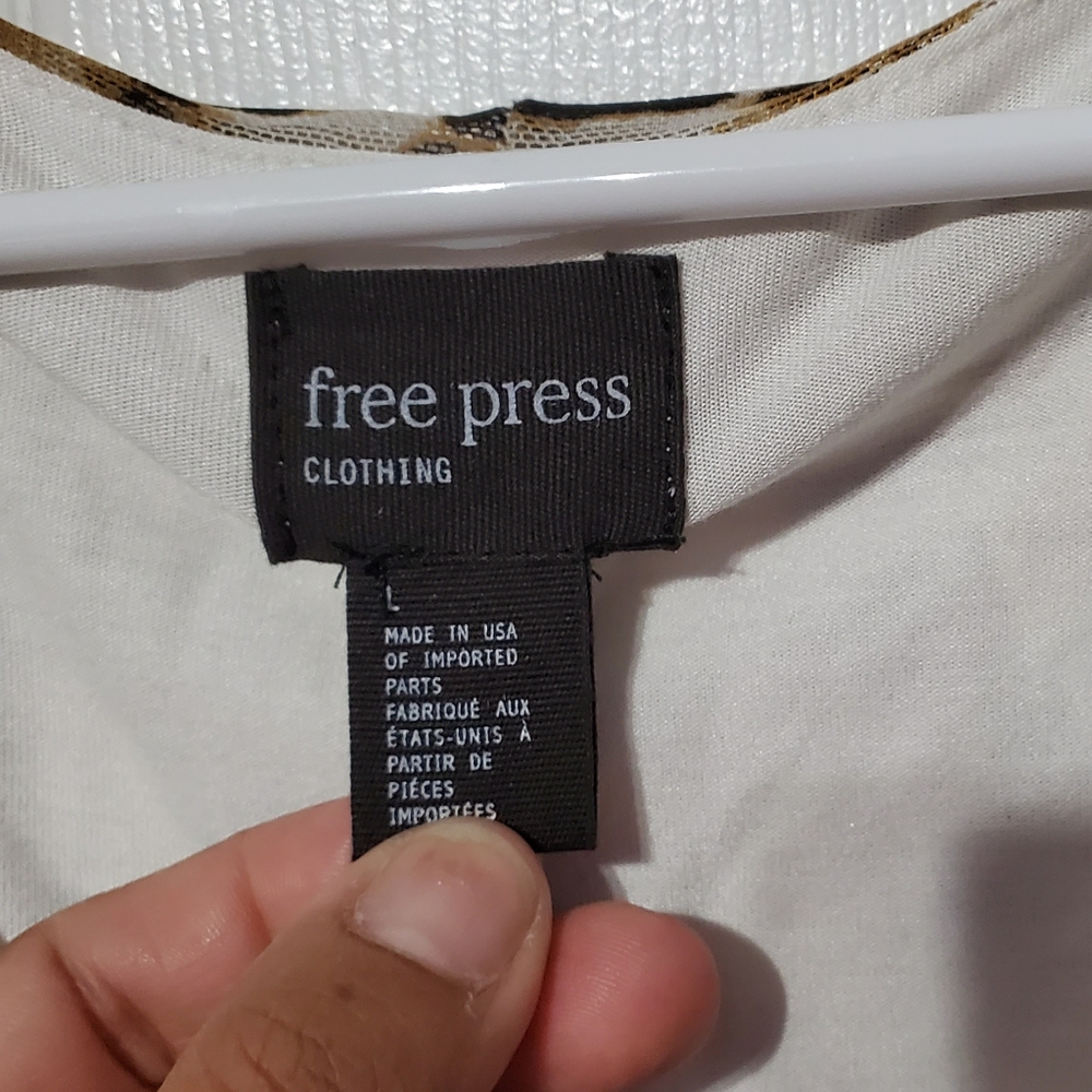 Free Press Leopard Print Ruched Top - Picture 3 of 7